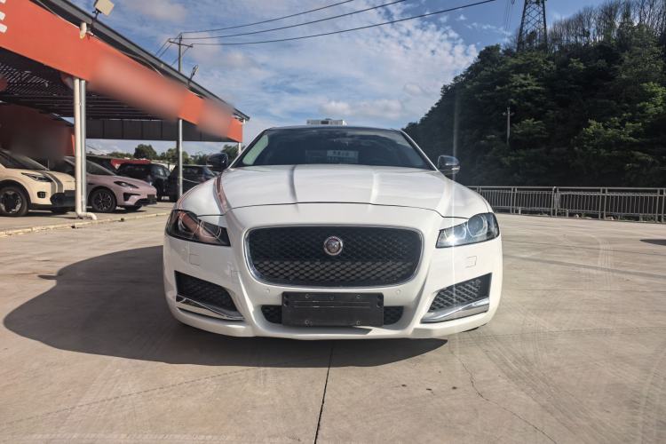 Used Jaguar XFL 2017 XFL 2.0T 240PS Luxury Edition Front