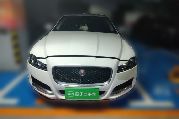 Used Jaguar XFL 2017 XFL 2.0T 240PS Luxury Edition Front