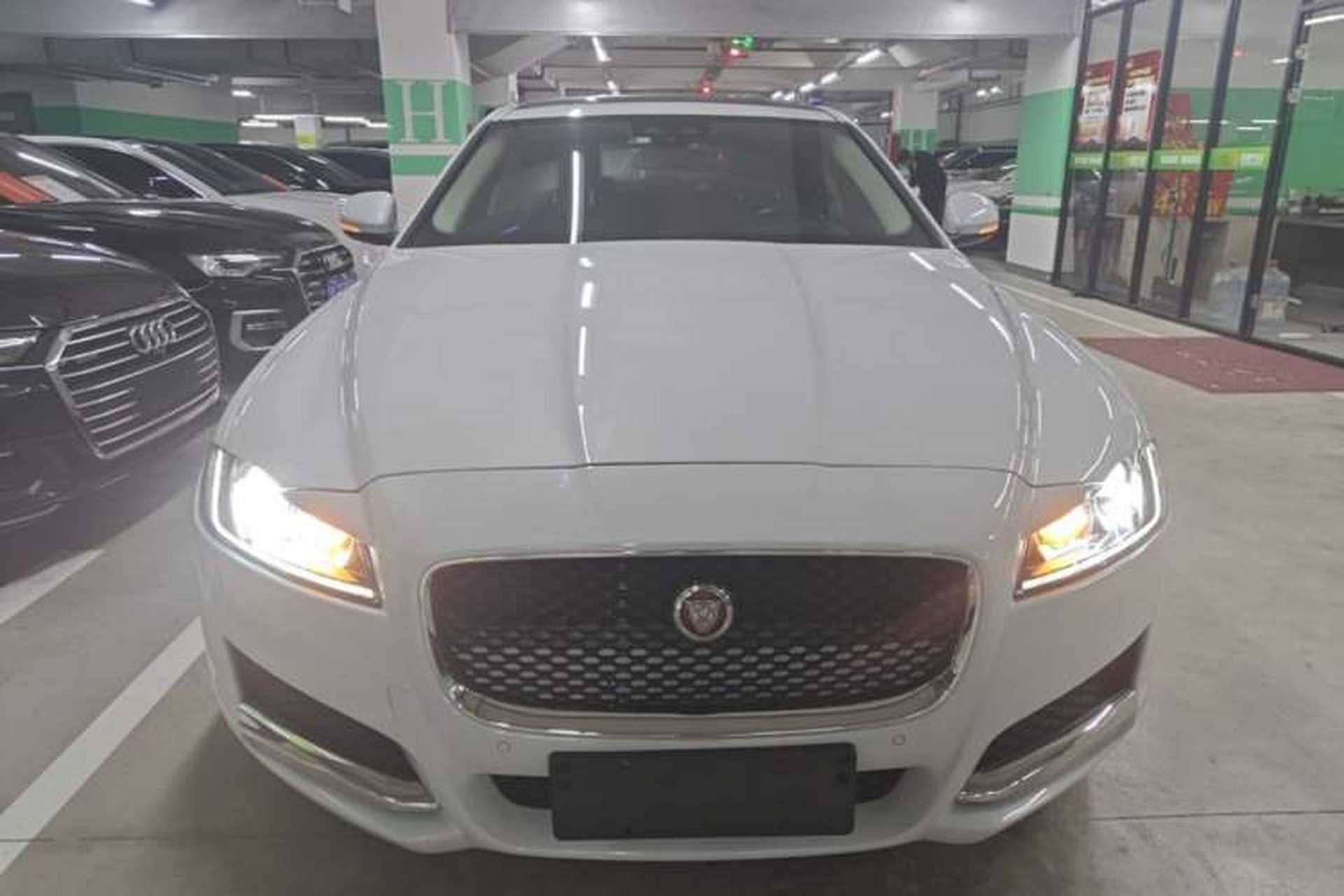 Used Jaguar XFL 2017 XFL 2.0T 200PS Luxury Edition Front