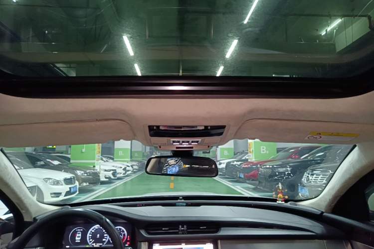 Used Jaguar XFL 2017 XFL 2.0T 240PS Luxury Edition Headliner