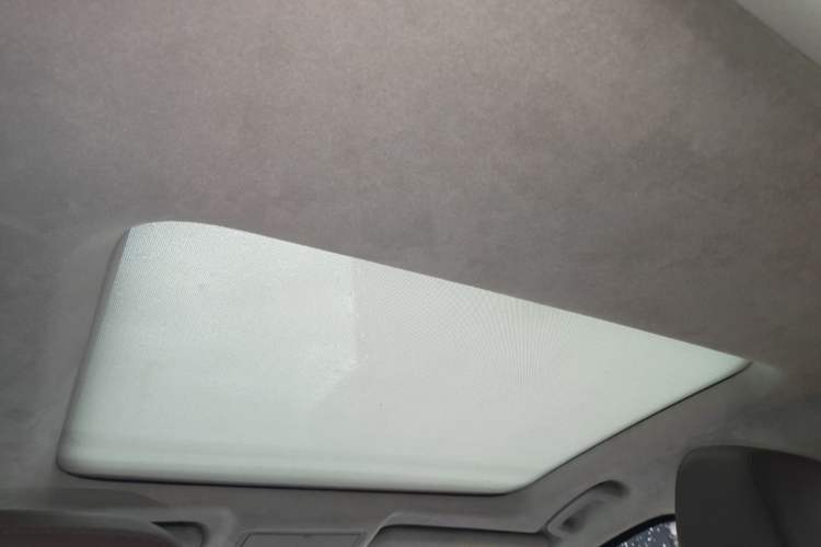 Used Jaguar XFL 2017 XFL 2.0T 240PS Luxury Edition Headliner