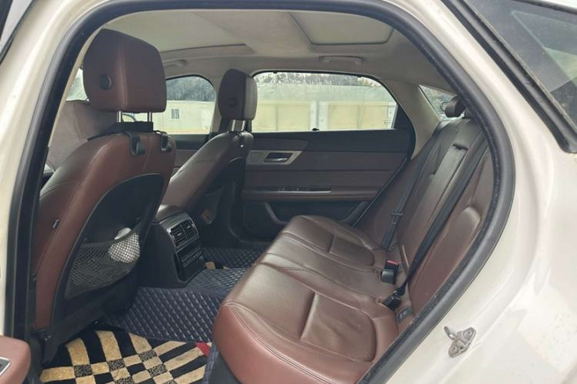 Used Jaguar XFL 2017 XFL 2.0T 200PS Luxury Edition Interior 8