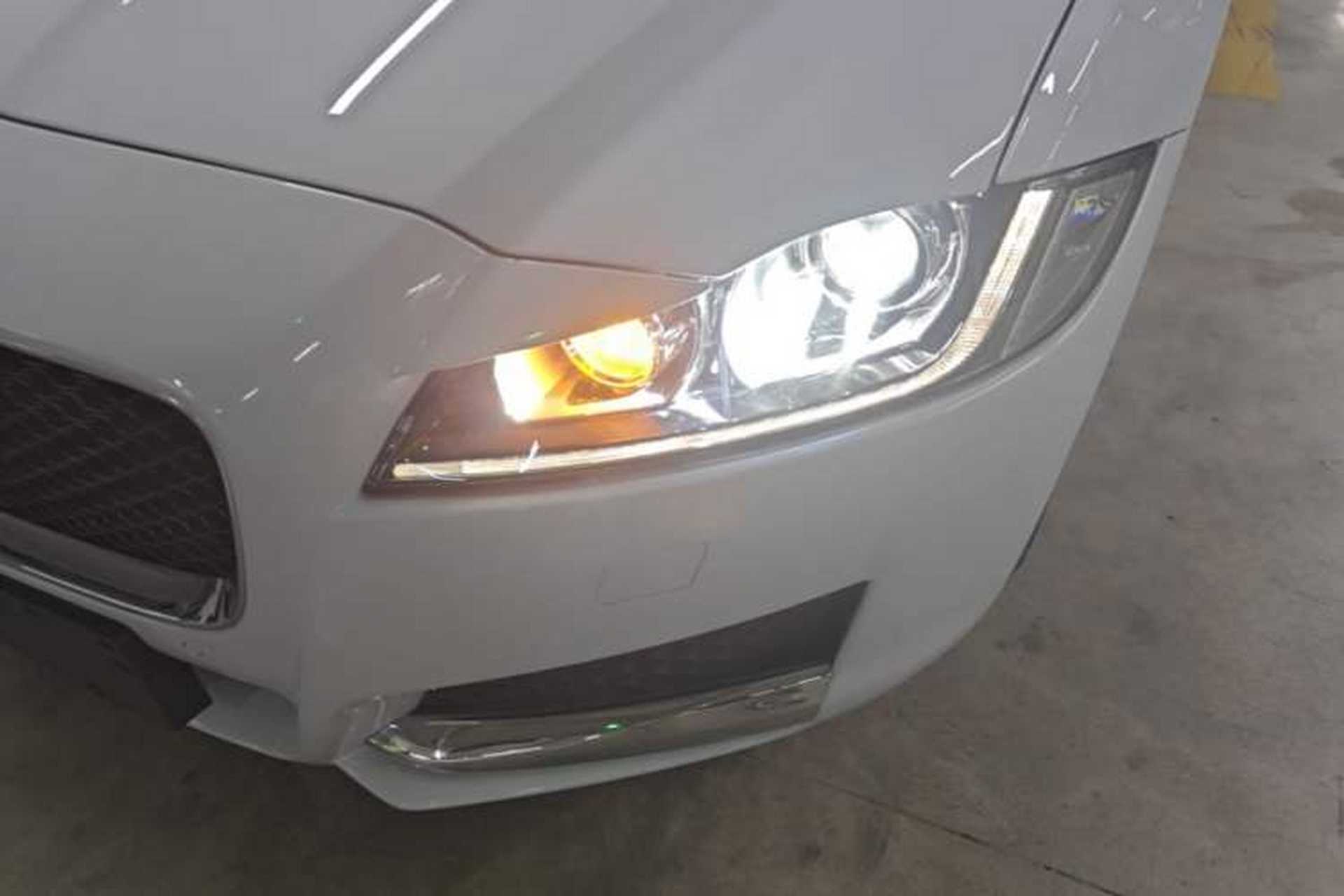 Used Jaguar XFL 2017 XFL 2.0T 200PS Luxury Edition Left Front Headlight