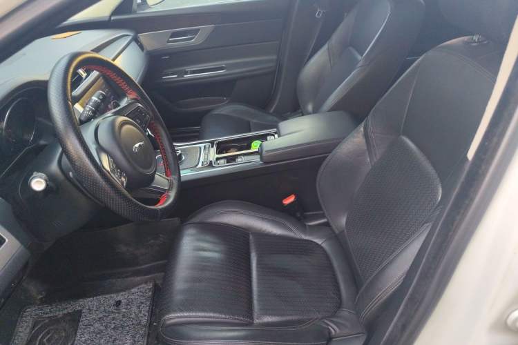 Used Jaguar XFL 2017 XFL 2.0T 240PS Luxury Edition Left Front Seat