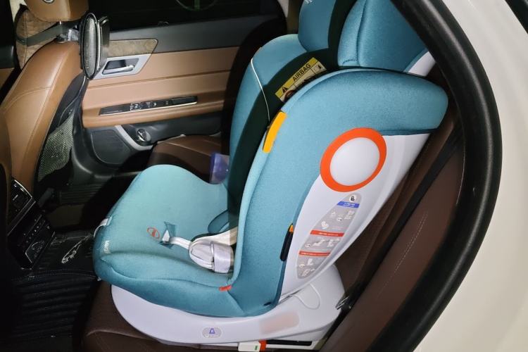 Used Jaguar XFL 2017 XFL 2.0T 240PS Luxury Edition Left Rear Seat