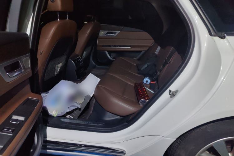 Used Jaguar XFL 2017 XFL 2.0T 240PS Luxury Edition Left Rear Seat