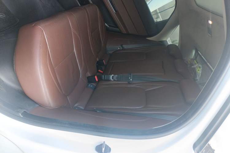 Used Jaguar XFL 2017 XFL 2.0T 240PS Premium Edition Left Rear Seat