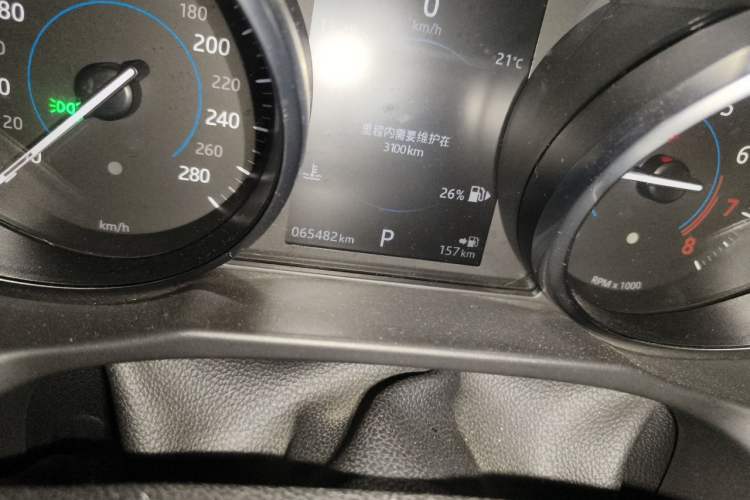 Used Jaguar XFL 2017 XFL 2.0T 240PS Luxury Edition Odometer Close Up
