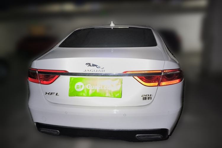 Used Jaguar XFL 2017 XFL 2.0T 200PS Windflower Edition Rear