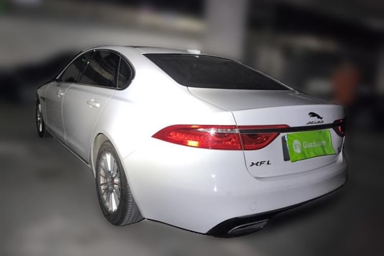 Used Jaguar XFL 2017 XFL 2.0T 200PS Windflower Edition Rear Left 45 Deg