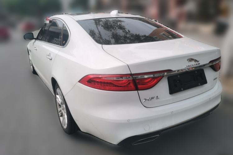 Used Jaguar XFL 2017 XFL 2.0T 240PS Premium Edition Rear Left 45 Deg