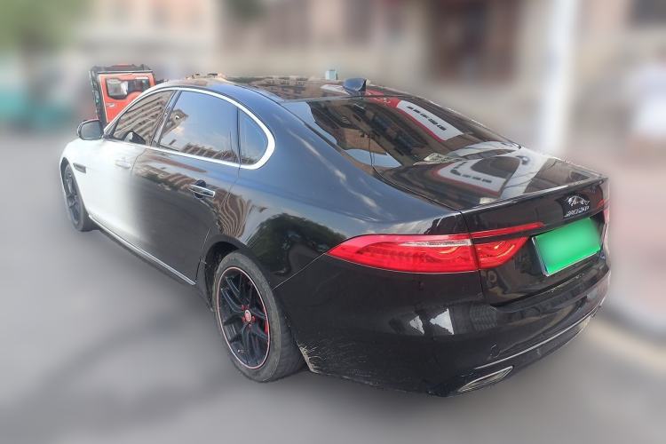 Used Jaguar XFL 2017 XFL 2.0T 240PS Premium Edition Rear Left 45 Deg