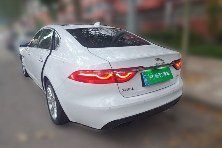 Used Jaguar XFL 2017 XFL 2.0T 240PS Luxury Edition Rear Left 45 Deg