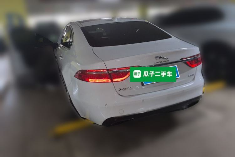 Used Jaguar XFL 2017 XFL 2.0T 240PS Luxury Edition Rear Left 45 Deg