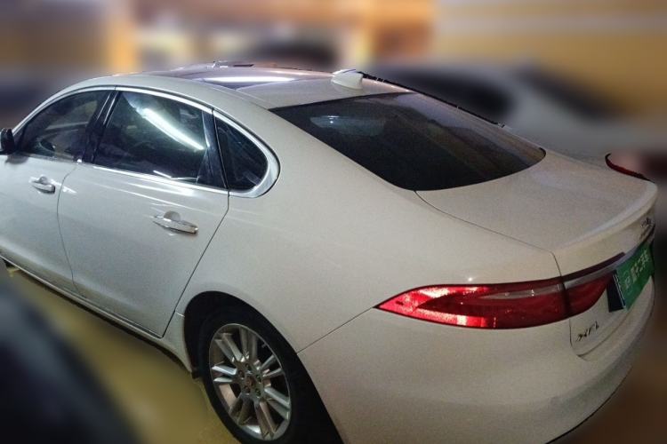Used Jaguar XFL 2017 XFL 2.0T 200PS Luxury Edition Rear Left 45 Deg