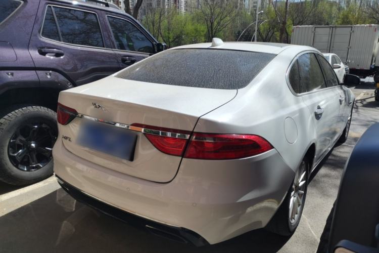 Used Jaguar XFL 2017 XFL 2.0T 200PS Luxury Edition Rear Right 45 Deg