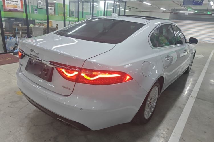 Used Jaguar XFL 2017 XFL 2.0T 200PS Luxury Edition Rear Right 45 Deg
