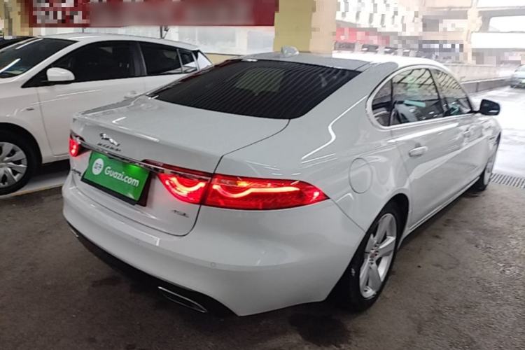 Used Jaguar XFL 2017 XFL 3.0 SC 340 PS Premium Edition Rear Right 45 Deg
