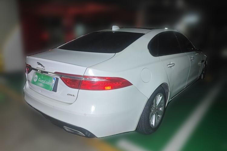 Used Jaguar XFL 2017 XFL 2.0T 240PS Premium Edition Rear Right 45 Deg