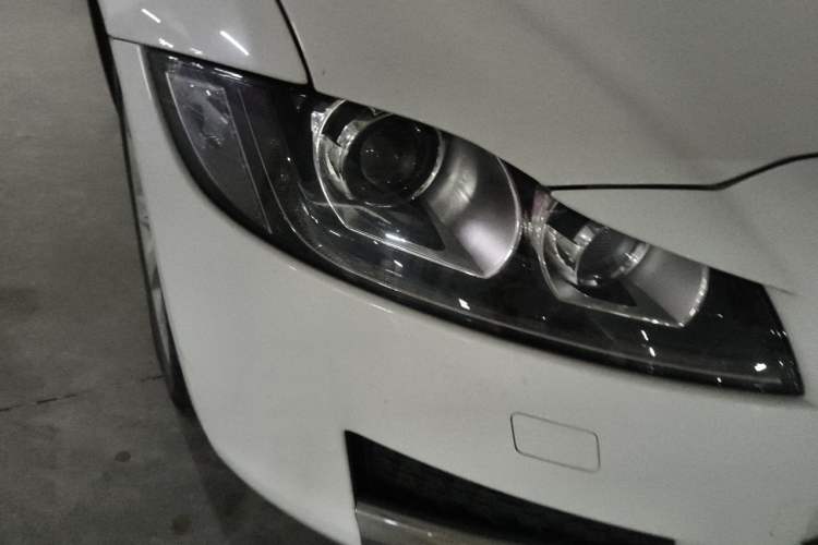 Used Jaguar XFL 2017 XFL 2.0T 240PS Luxury Edition Right Front Headlight