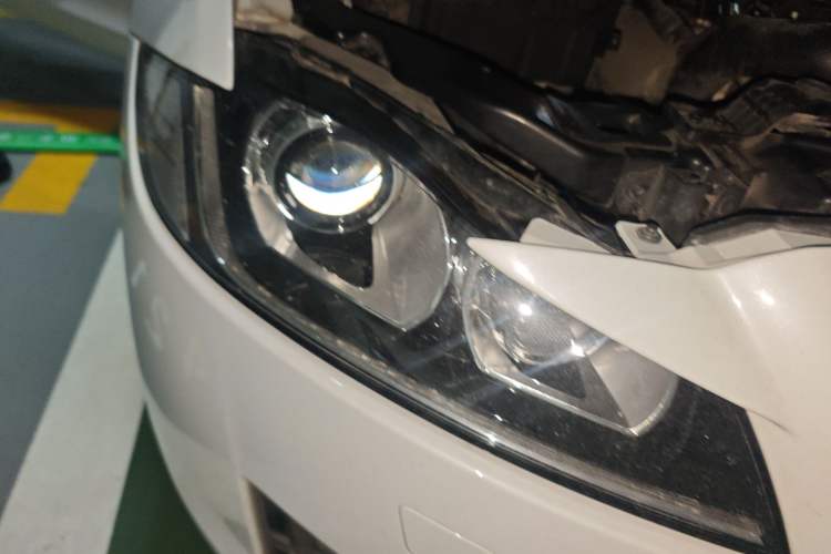 Used Jaguar XFL 2017 XFL 2.0T 240PS Luxury Edition Right Front Headlight