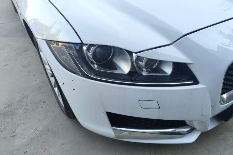Used Jaguar XFL 2017 XFL 2.0T 240PS Luxury Edition Right Front Headlight