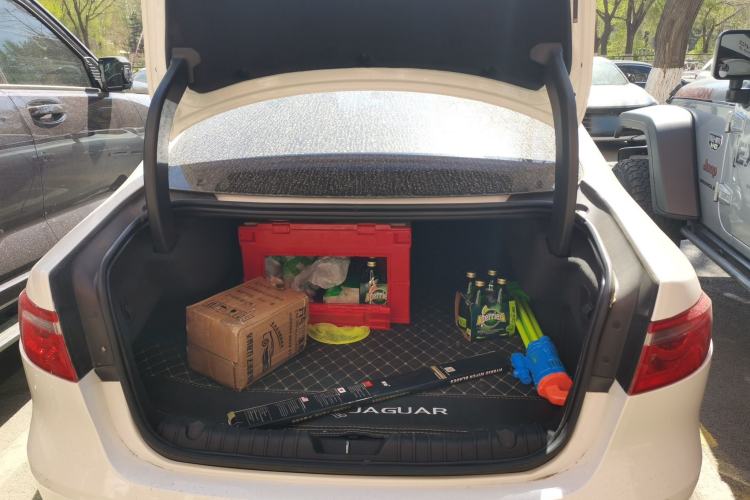 Used Jaguar XFL 2017 XFL 2.0T 200PS Luxury Edition Trunk
