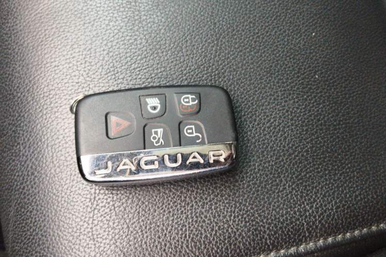 Used Jaguar XFL 2017 XFL 2.0T 200PS Elite Edition Vehicle Key