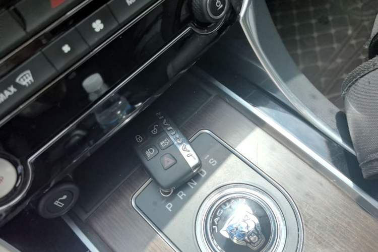 Used Jaguar XFL 2017 XFL 2.0T 200PS Elite Edition Vehicle Key
