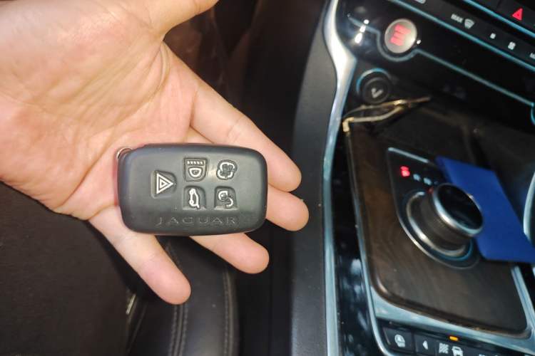 Used Jaguar XFL 2017 XFL 2.0T 240PS Luxury Edition Vehicle Key