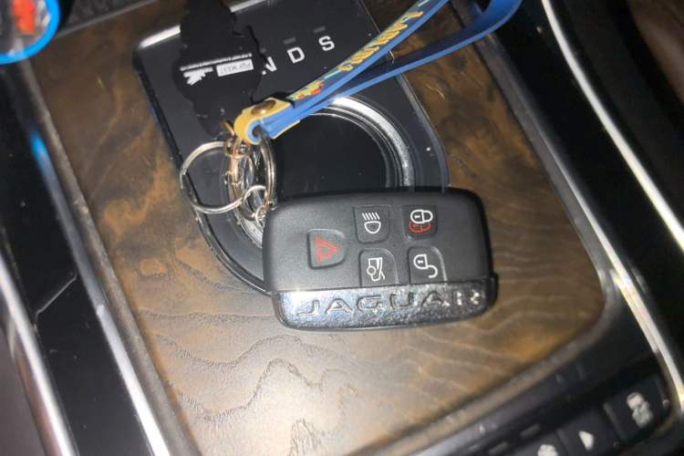 Used Jaguar XFL 2017 XFL 2.0T 240PS Luxury Edition Vehicle Key