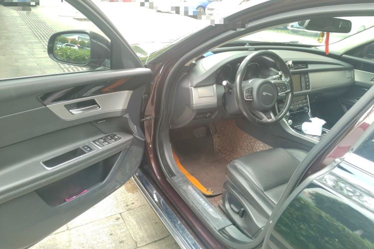 Used Jaguar XFL 2018 XFL 2.0T 200PS Luxury Edition Driver Seat