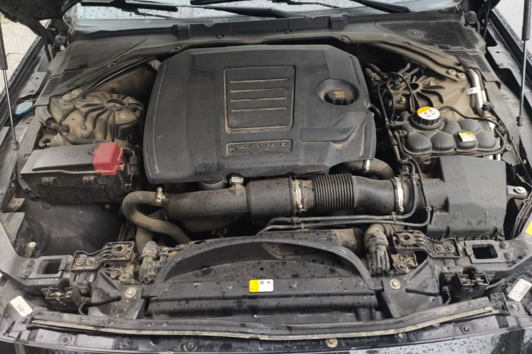 Used Jaguar XFL 2018 XFL 2.0T 200PS Elite Edition Engine Bay