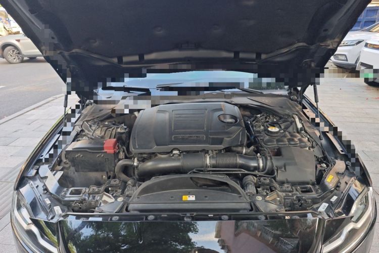 Used Jaguar XFL 2018 XFL 2.0T 250 PS Luxury Edition Engine Bay