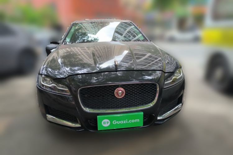 Used Jaguar XFL 2018 XFL 2.0T 250 PS Luxury Edition Front
