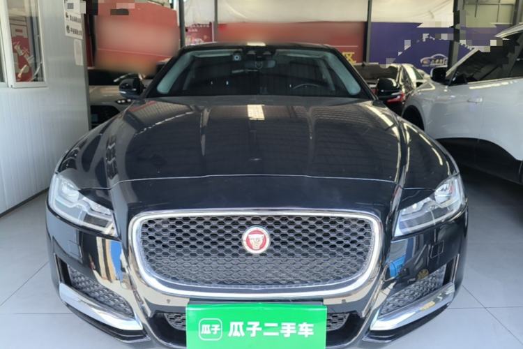 Used Jaguar XFL 2018 XFL 2.0T 250 PS Luxury Edition Front