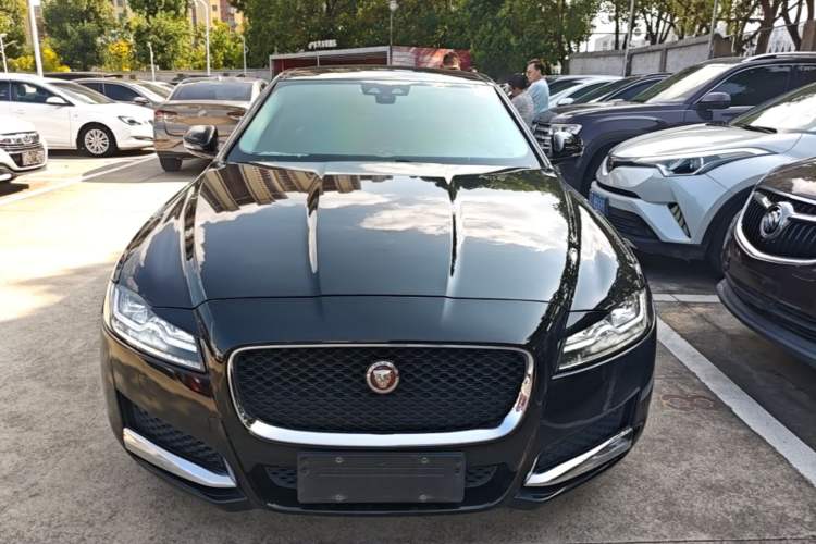 Used Jaguar XFL 2018 XFL 2.0T 250 PS Premium Edition Front