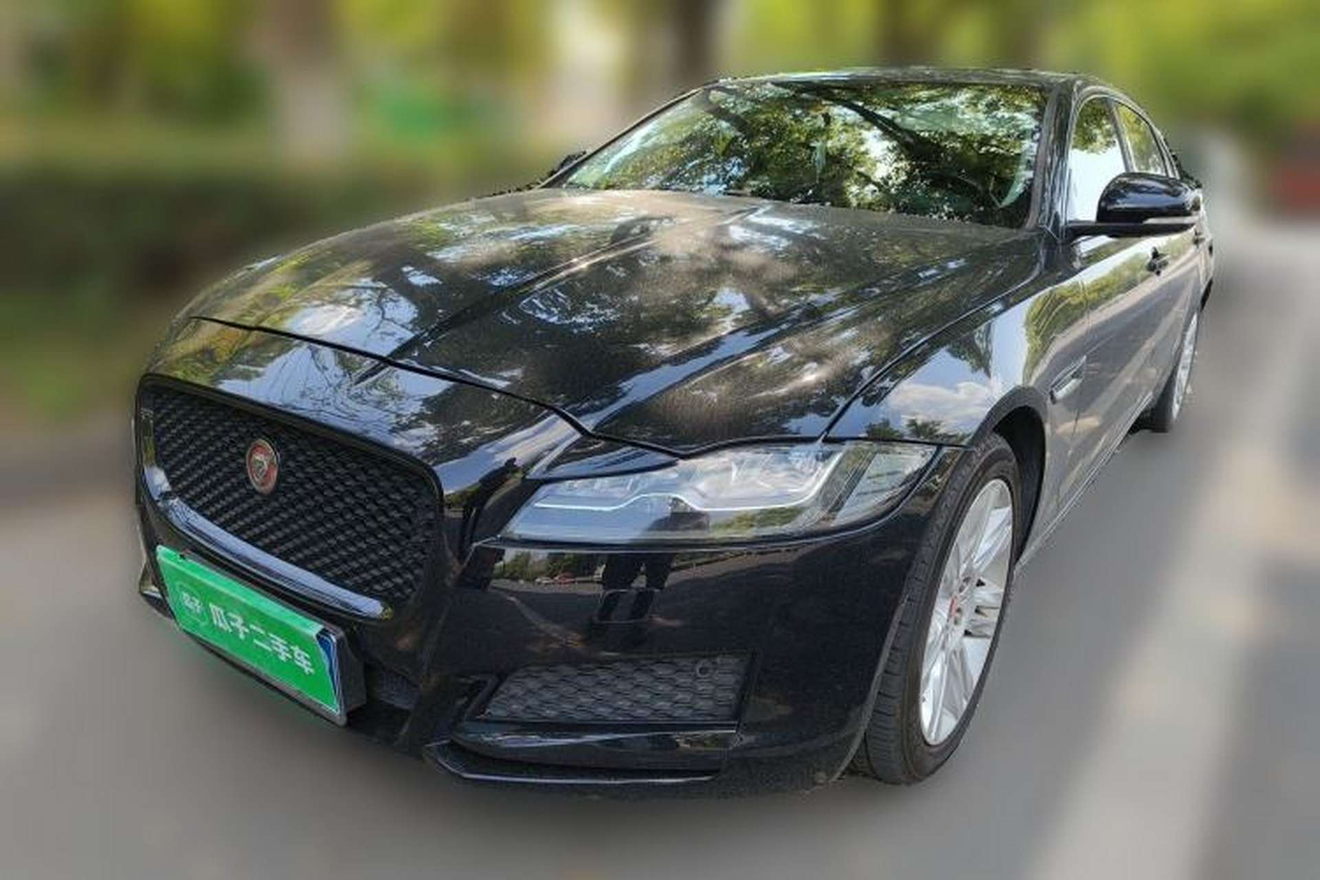 Used Jaguar XFL 2018 XFL 2.0T 250 PS Luxury Edition Front Left 45 Deg