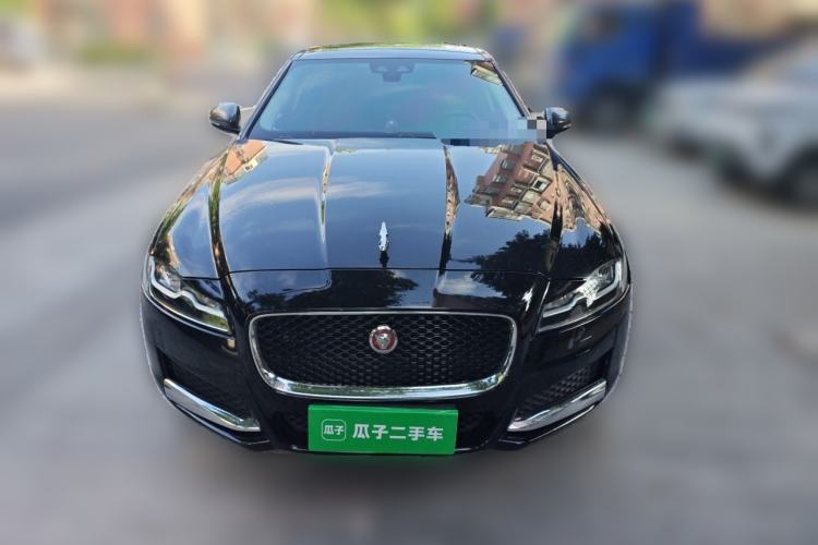 Used Jaguar XFL 2018 XFL 2.0T 250 PS Luxury Edition Front