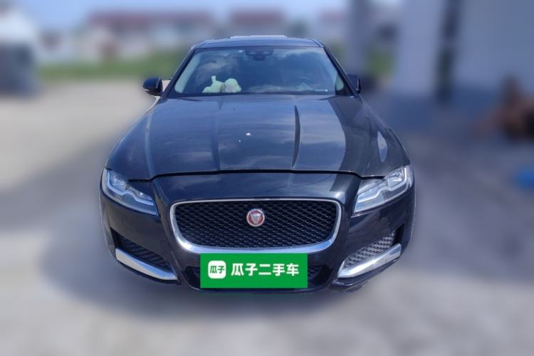 Used Jaguar XFL 2018 XFL 2.0T 250 PS Luxury Edition Front
