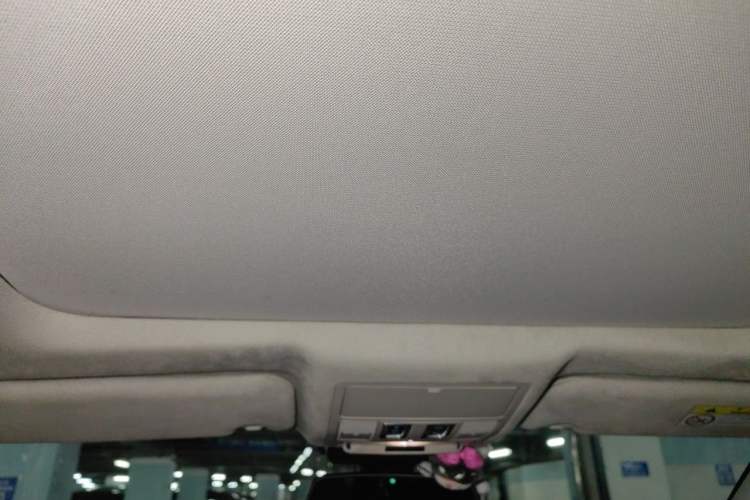 Used Jaguar XFL 2018 XFL 2.0T 200PS Luxury Edition Headliner