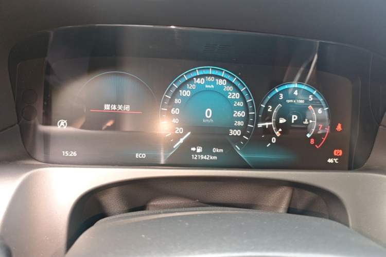 Used Jaguar XFL 2018 XFL 2.0T 250 PS Premium Edition Instrument Cluster