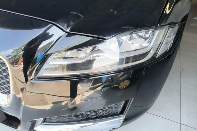 Used Jaguar XFL 2018 XFL 2.0T 250 PS Luxury Edition Left Front Headlight