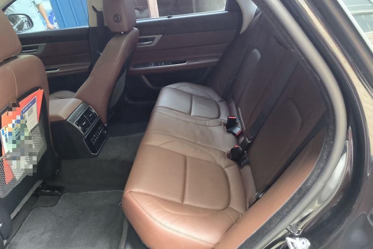 Used Jaguar XFL 2018 XFL 2.0T 250 PS Luxury Edition Left Rear Seat