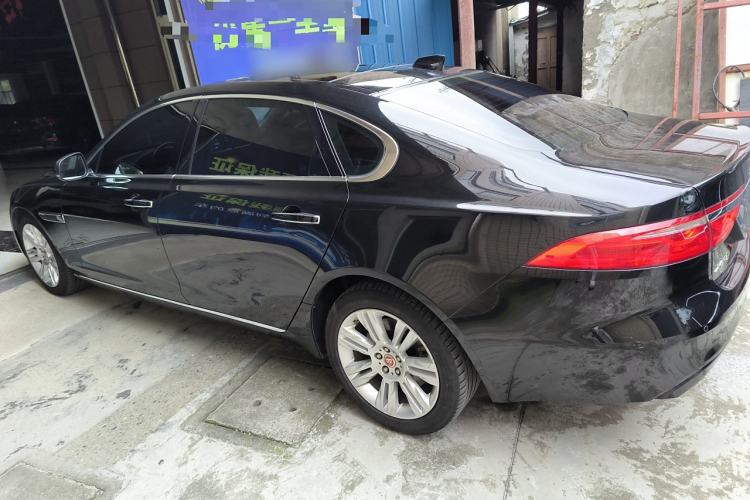 Used Jaguar XFL 2018 XFL 2.0T 250 PS Luxury Edition Left Side