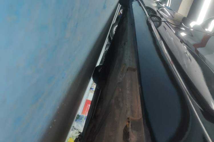 Used Jaguar XFL 2018 XFL 2.0T 200PS Elite Edition Left Side Sill