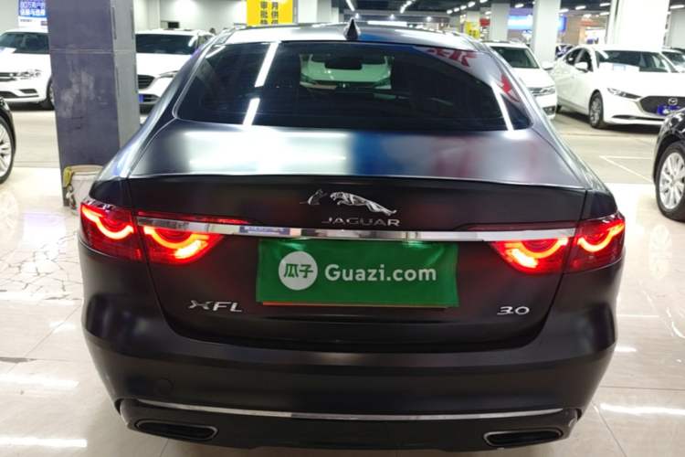 Used Jaguar XFL 2018 XFL 2.0T 250 PS Luxury Edition Rear