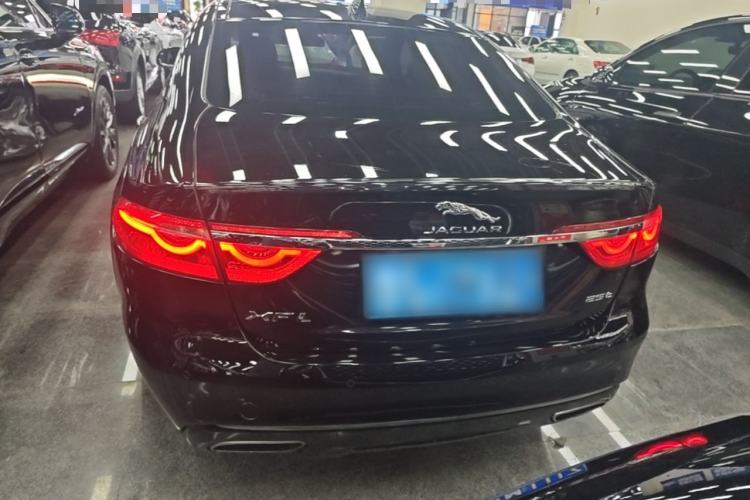 Used Jaguar XFL 2018 XFL 2.0T 250 PS Luxury Edition Rear