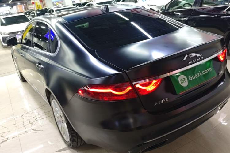 Used Jaguar XFL 2018 XFL 2.0T 250 PS Luxury Edition Rear Left 45 Deg