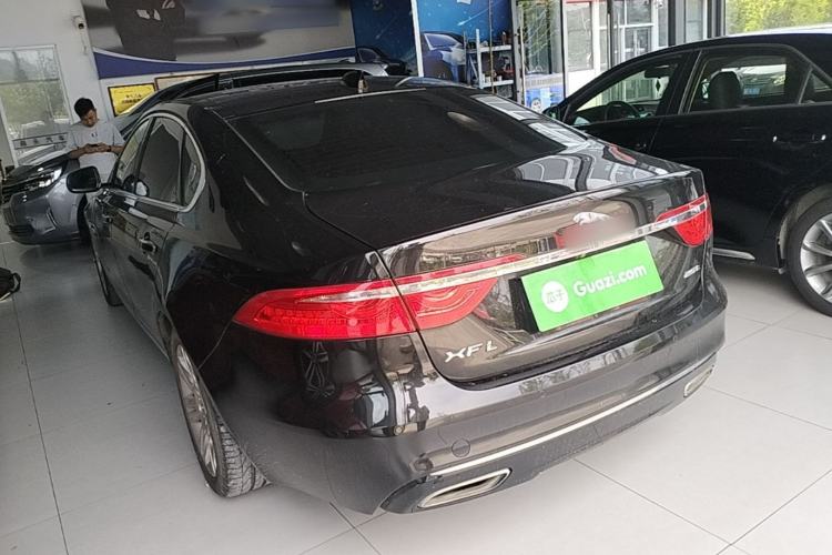 Used Jaguar XFL 2018 XFL 2.0T 250 PS Luxury Edition Rear Left 45 Deg